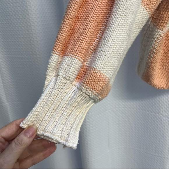 Billabong Peach and Cream Boxy Cropped Checkered Cotton Sweater Medium Beach - Picture 5 of 8